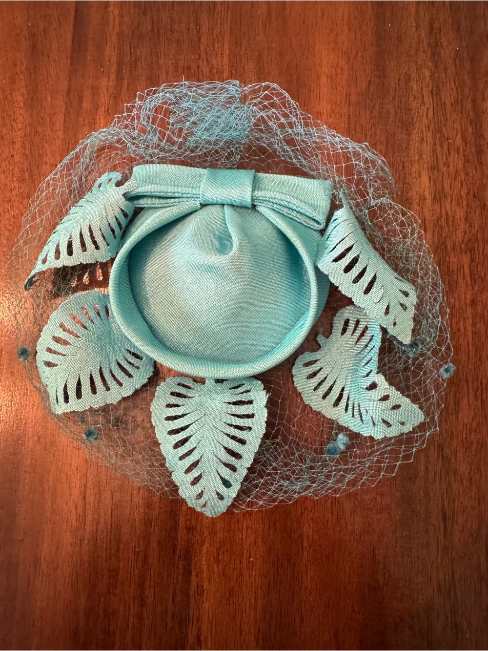 Vintage 1950s Aqua Leaf Halo Fascinator Hat Birdcage Veil Box